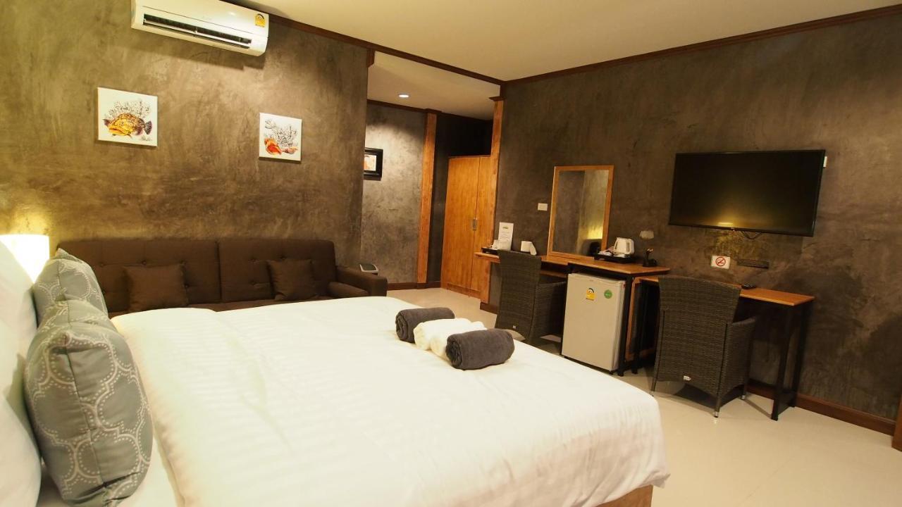 Paradise Land Resort Pattaya Bagian luar foto